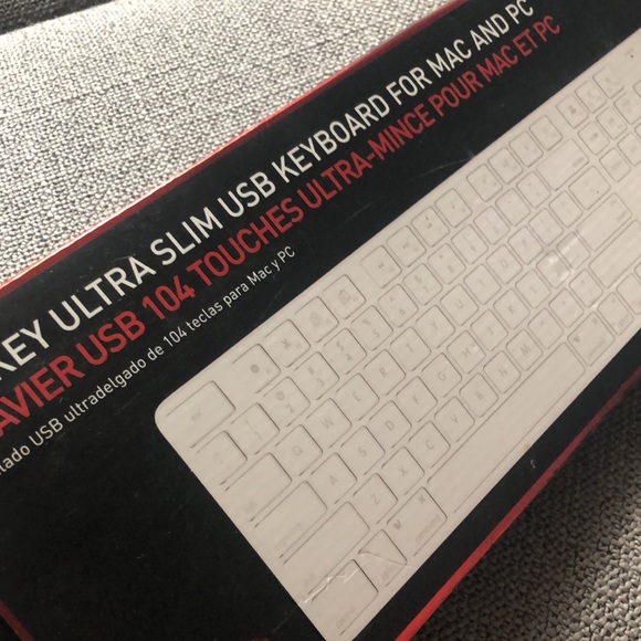 Macally Mac/PC keyboard - Picture 3 of 6